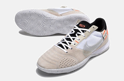 Tênis Futsal Nike Street Gato IC - Bege, Branca e Laranja - detalhe
