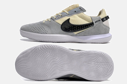 Tênis Futsal Nike Street Gato IC - Cinza, Bege e Preta - vista traseira