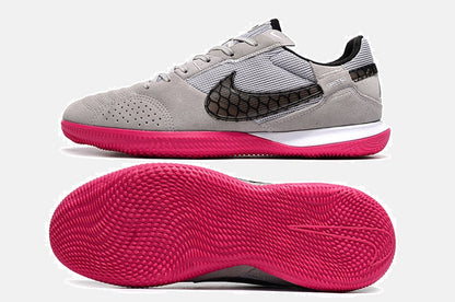 Tênis Futsal Nike Street Gato IC - Cinza, Rosa e Preta - vista traseira