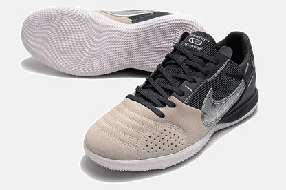 Tênis Futsal Nike Street Gato IC - Preta, Creme e Prata - detalhe